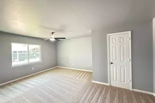 7207 Pinehook Ln, Houston, TX 77016 - Photo 14