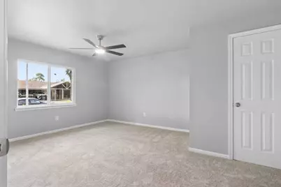 7207 Pinehook Lane, Houston, TX 77016 - Photo 8