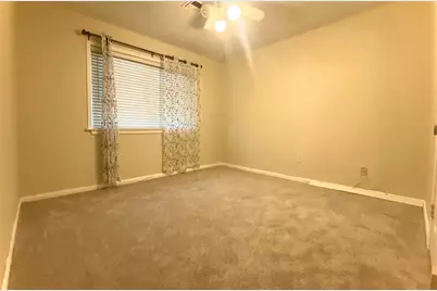 5114 Stillbrooke Dr, Houston, TX 77035 - Photo 18
