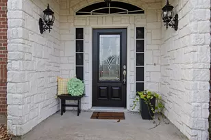 4426 Majestic Dr, Baytown, TX 77523 - Photo 4