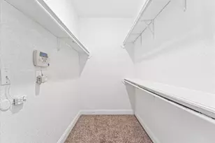 2255 Braeswood Park Dr, Houston, TX 77030 - Photo 10