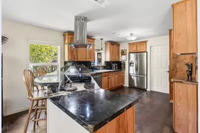 1202 Forest Cove Drive, Kingwood, TX 77339 - Photo 10