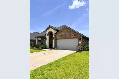 12106 Champions Forest Drive, Mont Belvieu, TX 77535 - Photo 1