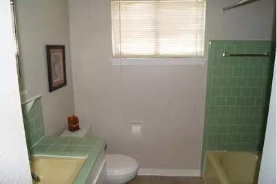 5514 Arboles Drive, Houston, TX 77035 - Photo 18