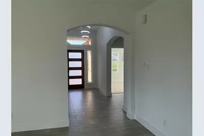 471 Buffalo Trail Trail, Angleton, TX 77515 - Photo 2
