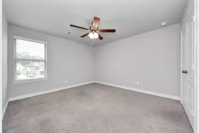 196 Chestnut Meadow Drive, Conroe, TX 77384 - Photo 10