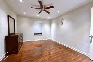 606 Marshall St, Houston, TX 77006 - Photo 8