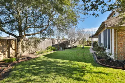 852 Shoal Pointe Lane, League City, TX 77573 - Photo 40