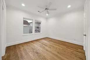 3928 Milton St, West University Place, TX 77005 - Photo 28