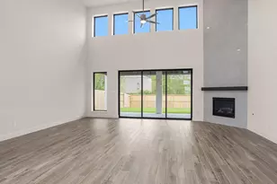 2023 Playa Valencia, Conroe, TX 77459 - Photo 4