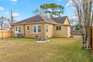 2500 Avenue E, Bay City, TX 77414 - Photo 38