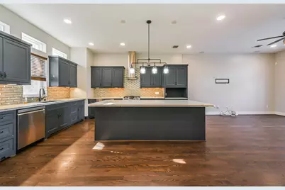 2422 Hadley Street, Houston, TX 77003 - Photo 10