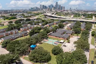 1202 Bayou St, Houston, TX 77020 - Photo 18