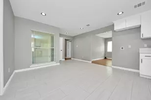 5743 Newquay St, Houston, TX 77085 - Photo 14