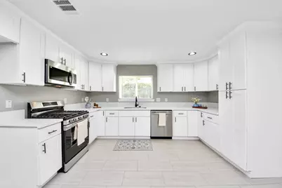 5743 Newquay Street, Houston, TX 77085 - Photo 12