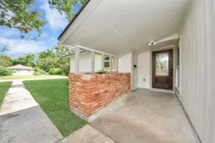 5743 Newquay St, Houston, TX 77085 - Photo 2