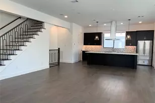 5707 Maxie St, Houston, TX 77007 - Photo 2