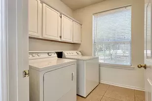 8 Greentwig Pl, The Woodlands, TX 77381 - Photo 30