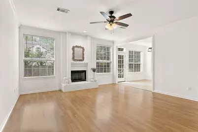 8 Greentwig Place, The Woodlands, TX 77381 - Photo 8