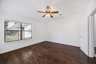 9026 Lakes At 610 Drive, Houston, TX 77054 - Photo 22