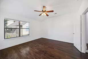 9026 Lakes at 610 Dr, Houston, TX 77054 - Photo 22