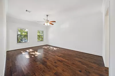 9026 Lakes At 610 Drive, Houston, TX 77054 - Photo 14