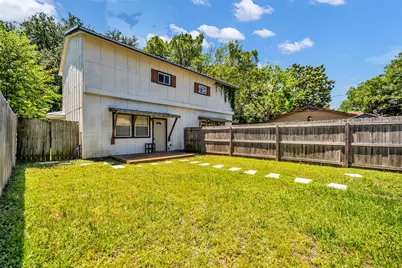 201-A W Mink Street, Willis, TX 77378 - Photo 4
