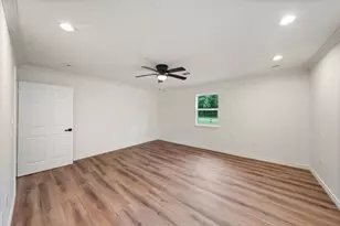 27 Deerfield Rd, Huntsville, TX 77340 - Photo 16