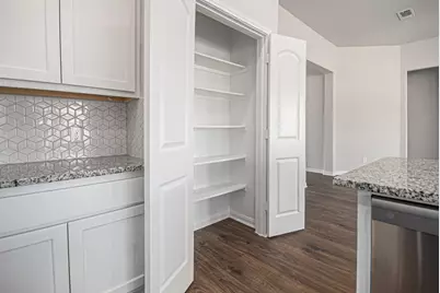 3739 Crawford Street, Bay City, TX 77414 - Photo 18