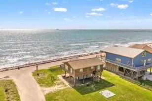 902 Beach Dr, Surfside Beach, TX 77541 - Photo 1