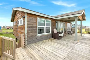 902 Beach Dr, Surfside Beach, TX 77541 - Photo 16