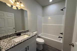 700 W Walnut St, Longview, TX 75601 - Photo 4