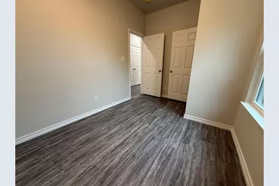 700 W Walnut Street, Longview, TX 75601 - Photo 8