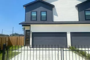 4539 Rosemont St, Houston, TX 77051 - Photo 2