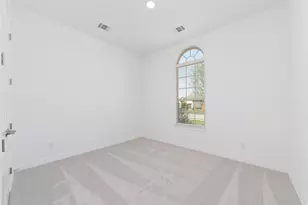 2925 Gleason Ter Ln, Galveston, TX 77568 - Photo 22