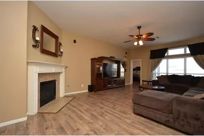 4818 Wilderness Glen Court, Katy, TX 77449 - Photo 4