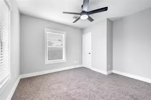 9302 Waller St, Houston, TX 77012 - Photo 6