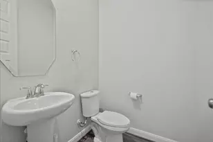 13814 Russell Ct, Mont Belvieu, TX 77523 - Photo 22