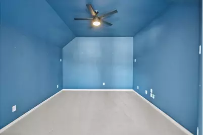 13814 Russell Court, Mont Belvieu, TX 77523 - Photo 32