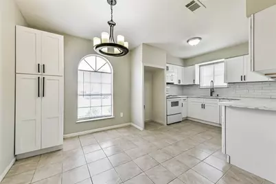 521 29th Avenue N, Texas City, TX 77590 - Photo 12