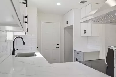 7310 Sonnet Glen Lane, Houston, TX 77095 - Photo 24