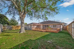 10918 Gulf Bridge Ct, Houston, TX 77075 - Photo 32