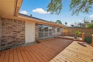 10918 Gulf Bridge Ct, Houston, TX 77075 - Photo 30