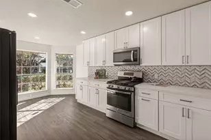 10918 Gulf Bridge Ct, Houston, TX 77075 - Photo 10