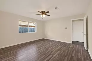 10918 Gulf Bridge Ct, Houston, TX 77075 - Photo 24