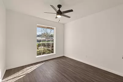 10918 Gulf Bridge Court, Houston, TX 77075 - Photo 20