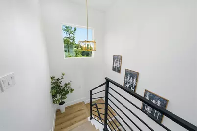 8908 Knoll Leaf Drive, Houston, TX 77080 - Photo 14
