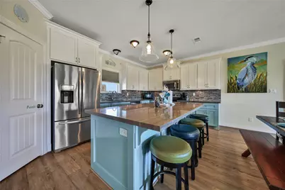 2019 Vista Drive, Crystal Beach, TX 77650 - Photo 8