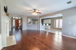 5515 Dawnington Pl, Sugar Land, TX 77479 - Photo 6