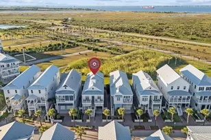 2614 E Seaside Dr, Galveston, TX 77550 - Photo 32